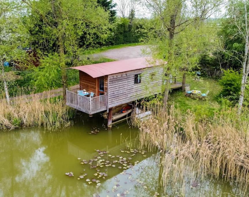 Lakeside On Stilts- 'kingfisher' *